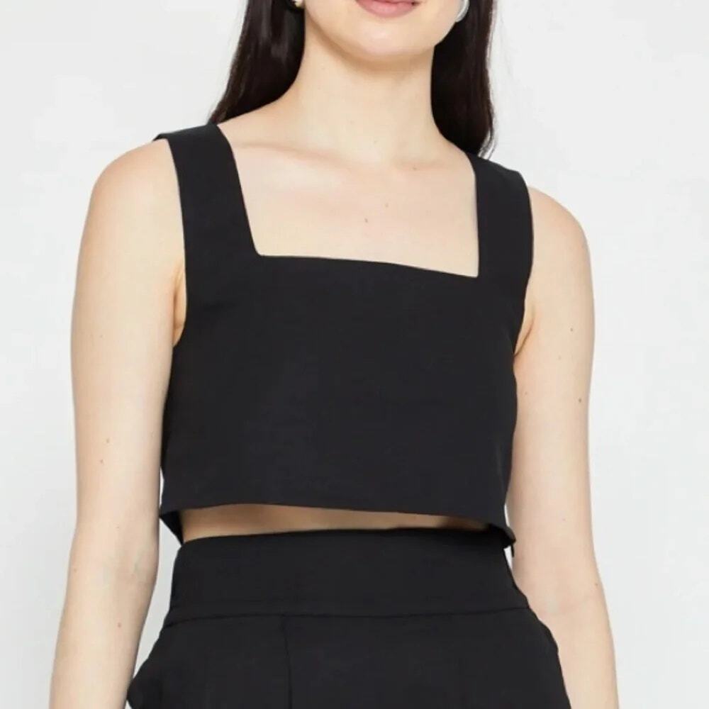 Kourt Minimalist Black Cotton Linen Blend Cropped Square Neck Top Small